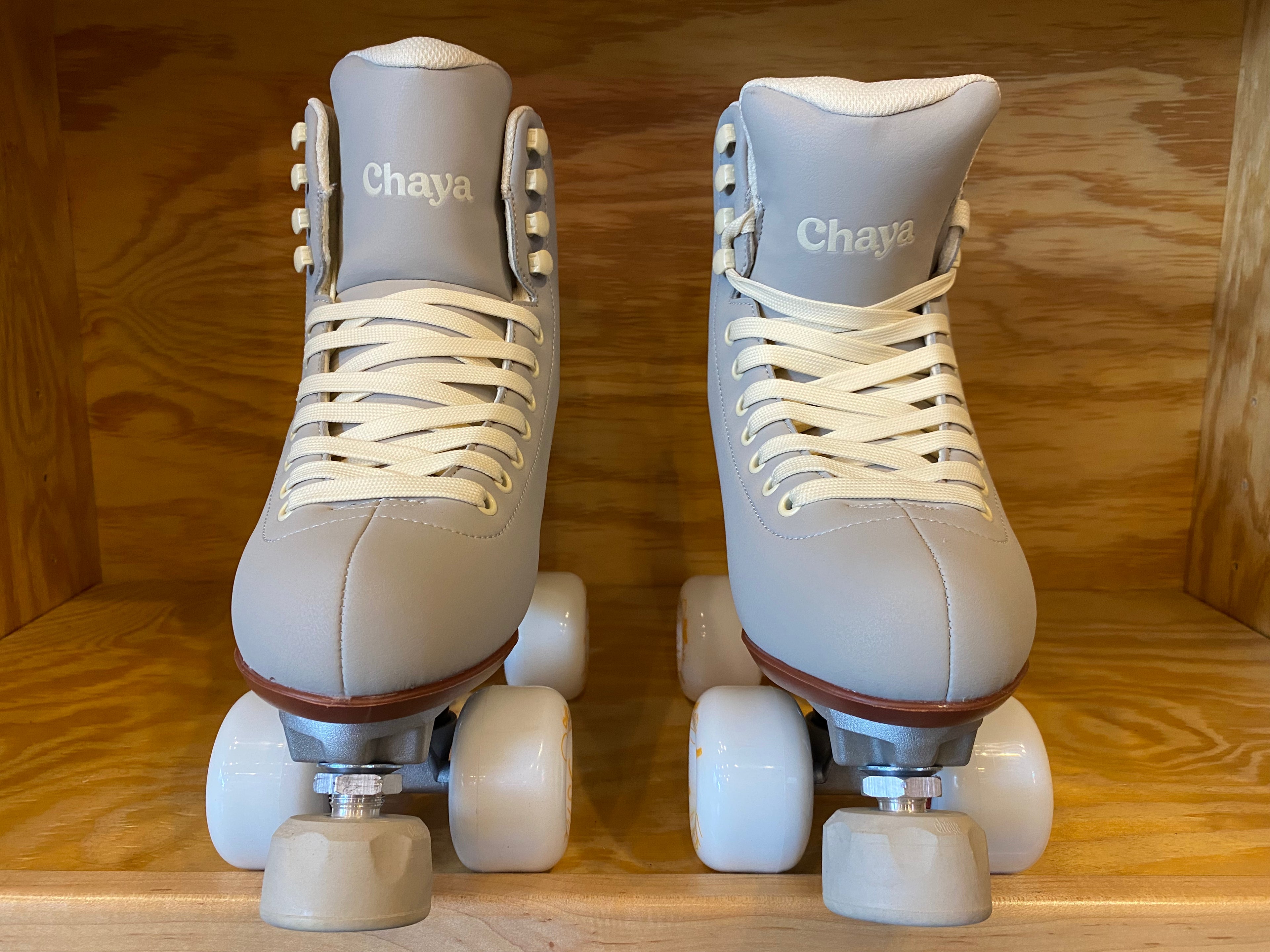 *Warehouse Sale* Chaya Sample Skates